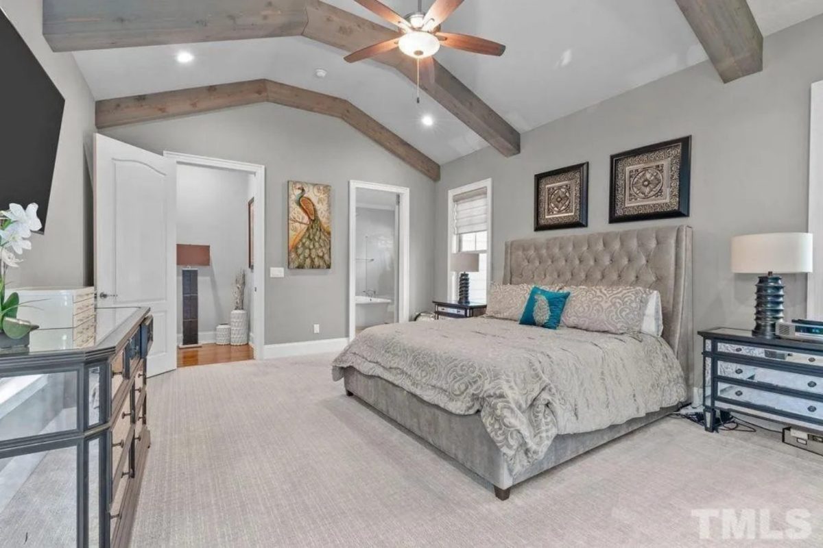 Beautiful Craftsman house Plan with 3 Floors, 5 Bedrooms, and Detailed Blueprint Designs