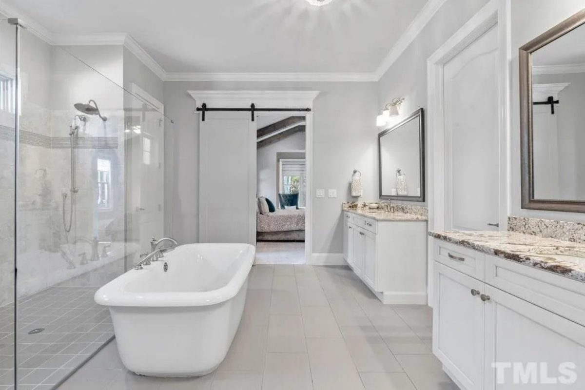 Beautiful Craftsman house Plan with 3 Floors, 5 Bedrooms, and Detailed Blueprint Designs