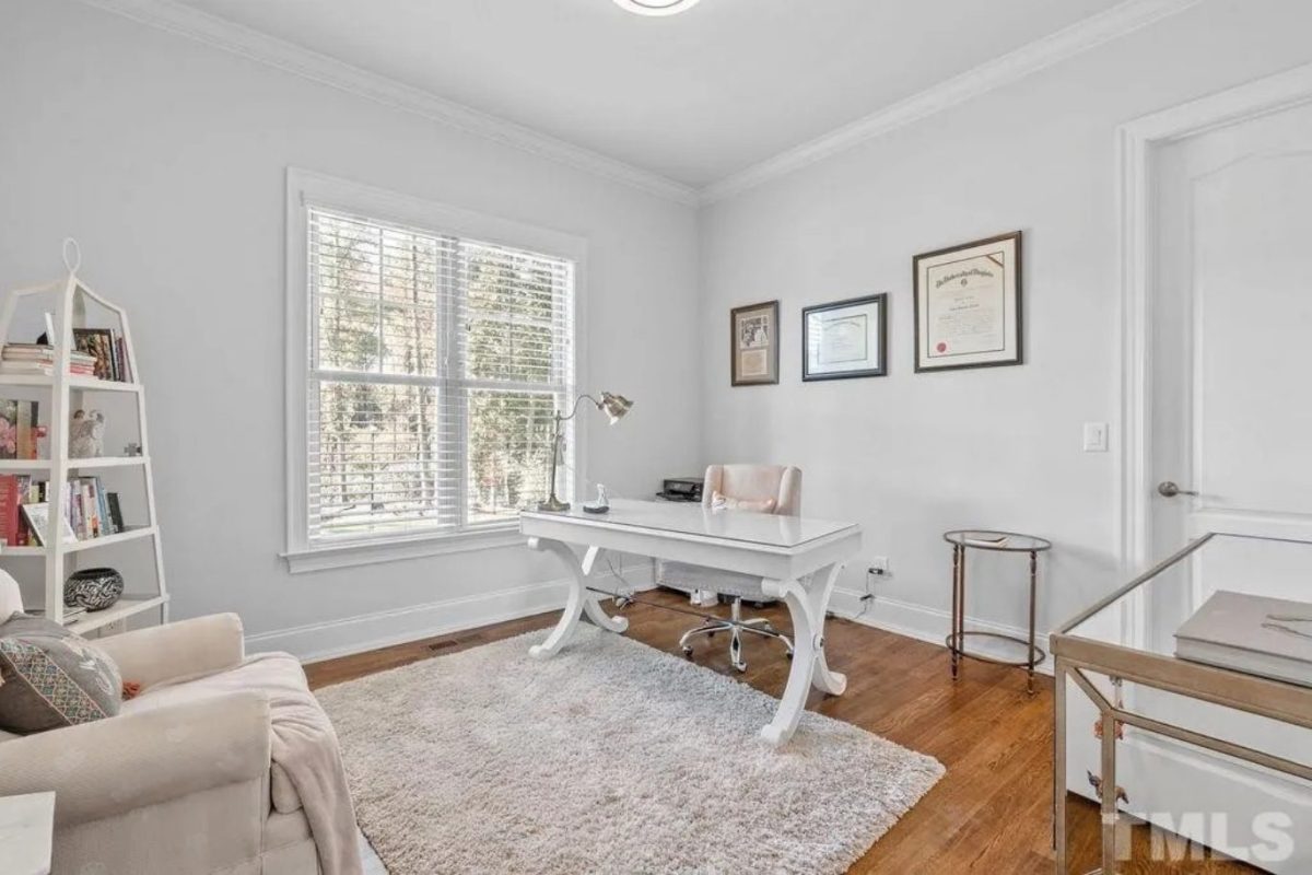 Beautiful Craftsman house Plan with 3 Floors, 5 Bedrooms, and Detailed Blueprint Designs