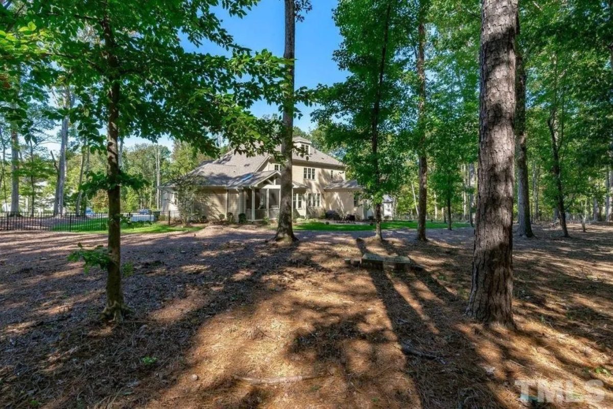 Beautiful Craftsman house Plan with 3 Floors, 5 Bedrooms, and Detailed Blueprint Designs