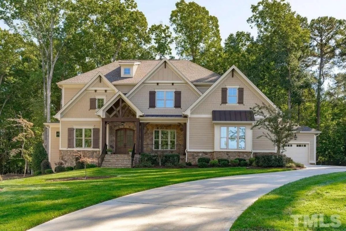 Beautiful Craftsman house Plan with 3 Floors, 5 Bedrooms, and Detailed Blueprint Designs