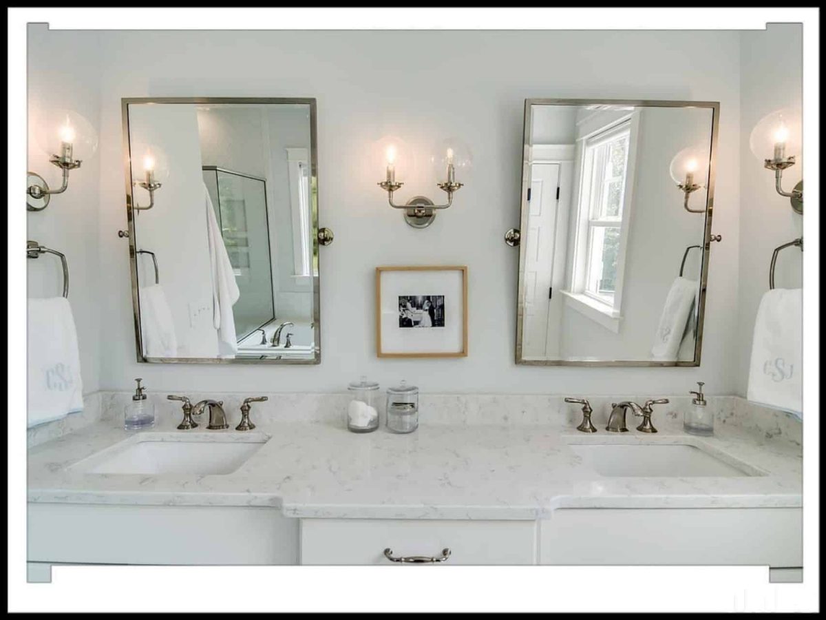 Traditional house Plan with 2.5 Stories, 4 Beds, and CAD Blueprint