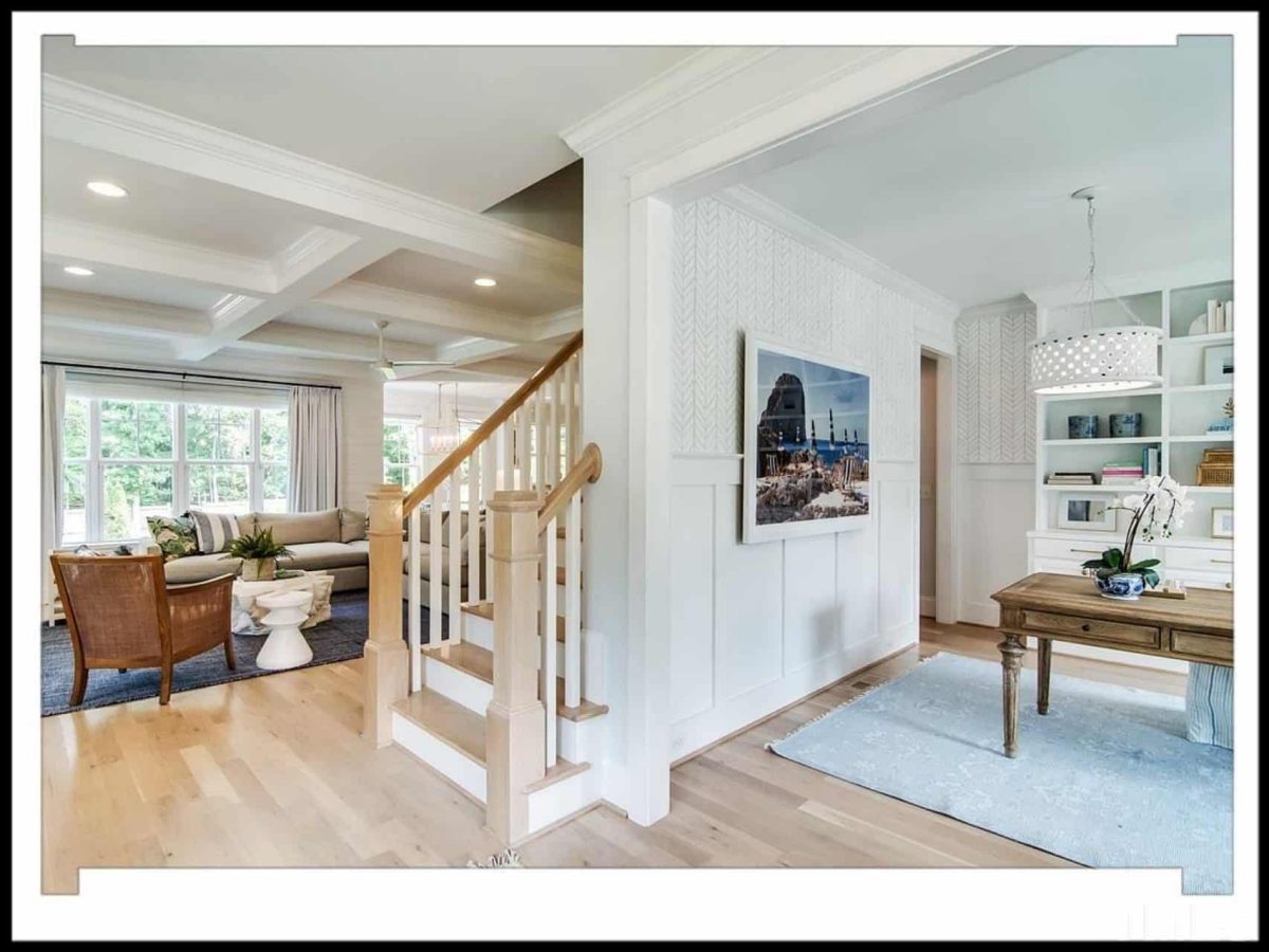 Traditional house Plan with 2.5 Stories, 4 Beds, and CAD Blueprint