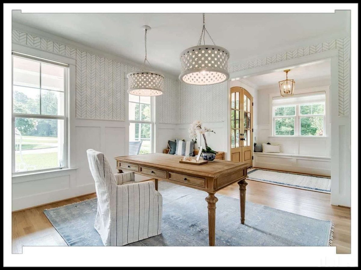 Traditional house Plan with 2.5 Stories, 4 Beds, and CAD Blueprint