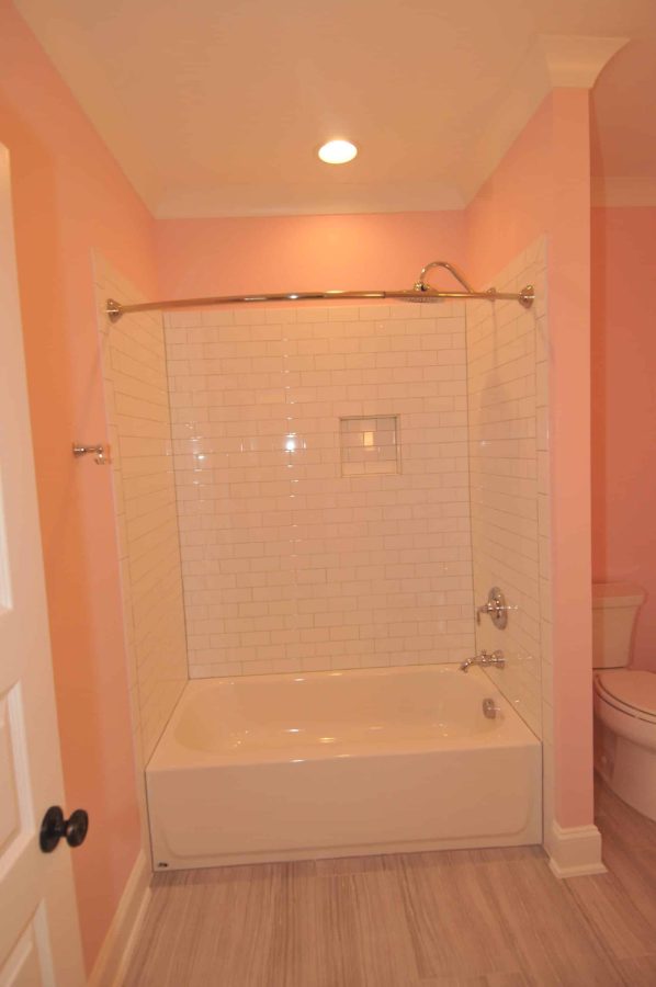 Elegant Traditional house Design with Detailed Floor Plan