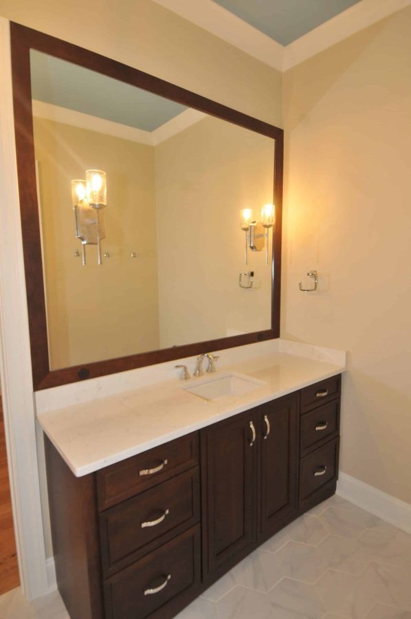 Elegant Traditional house Design with Detailed Floor Plan