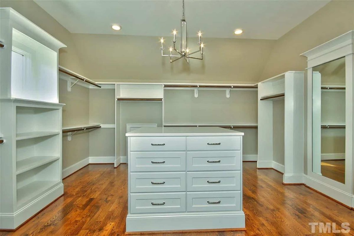 Luxurious house Floor Plan with Detailed CAD Designs & Blueprint