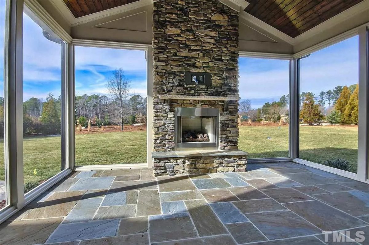 Luxurious house Floor Plan with Detailed CAD Designs & Blueprint