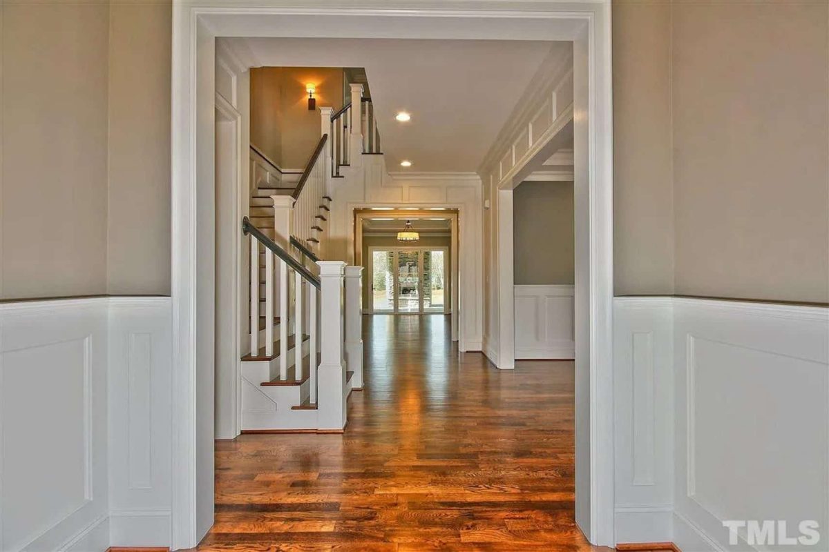 Luxurious house Floor Plan with Detailed CAD Designs & Blueprint