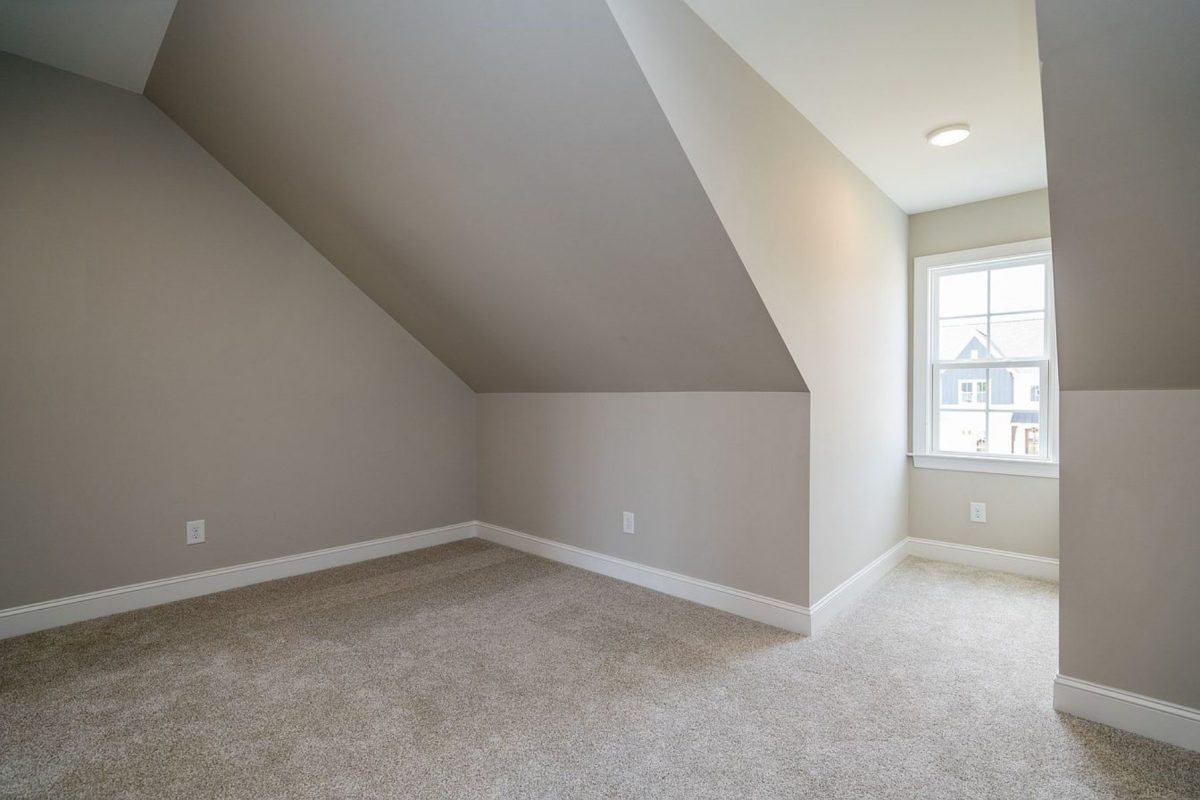 Gorgeous house Floor Plan with Craftsman Design