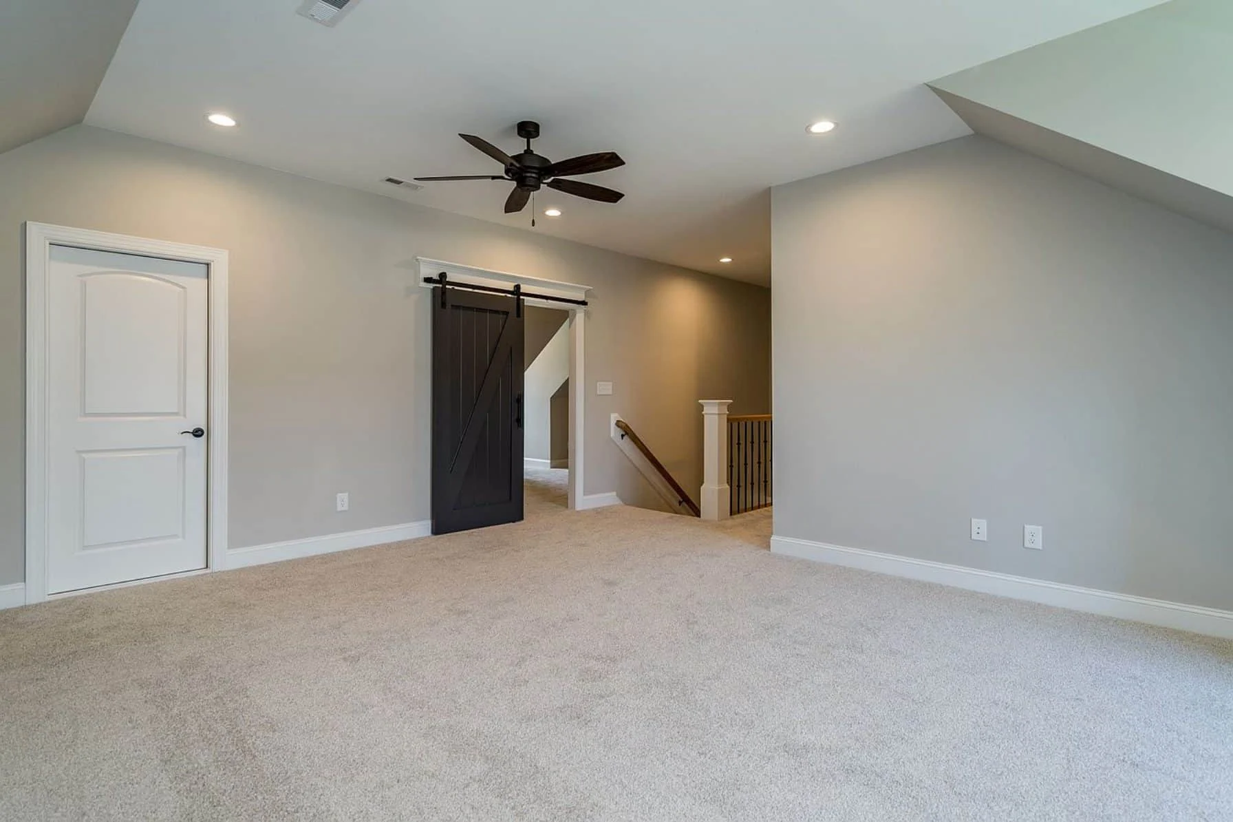 Gorgeous house Floor Plan with Craftsman Design
