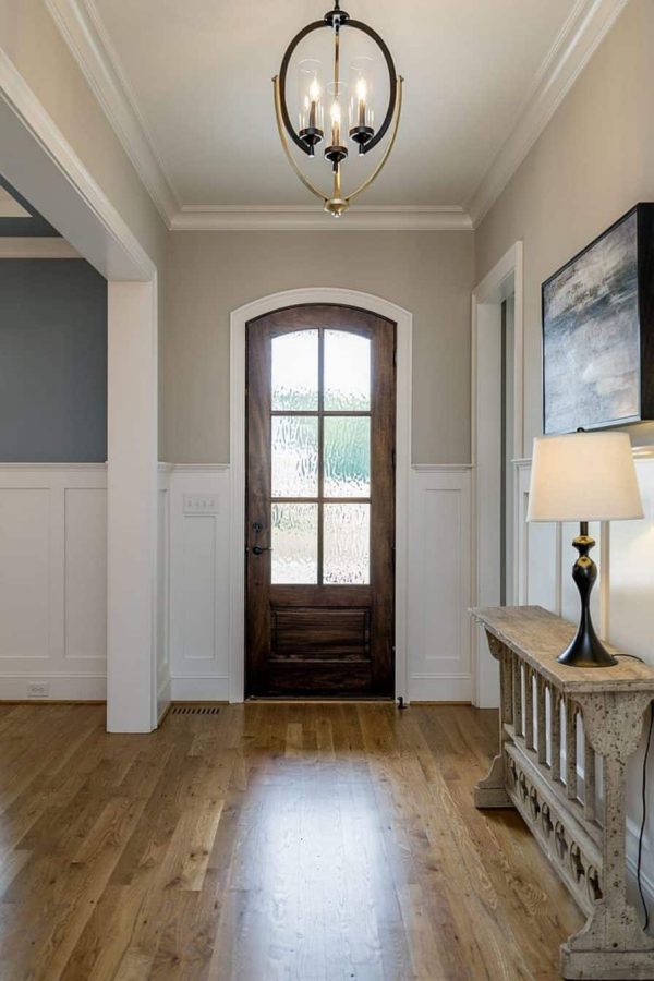 Gorgeous house Floor Plan with Craftsman Design