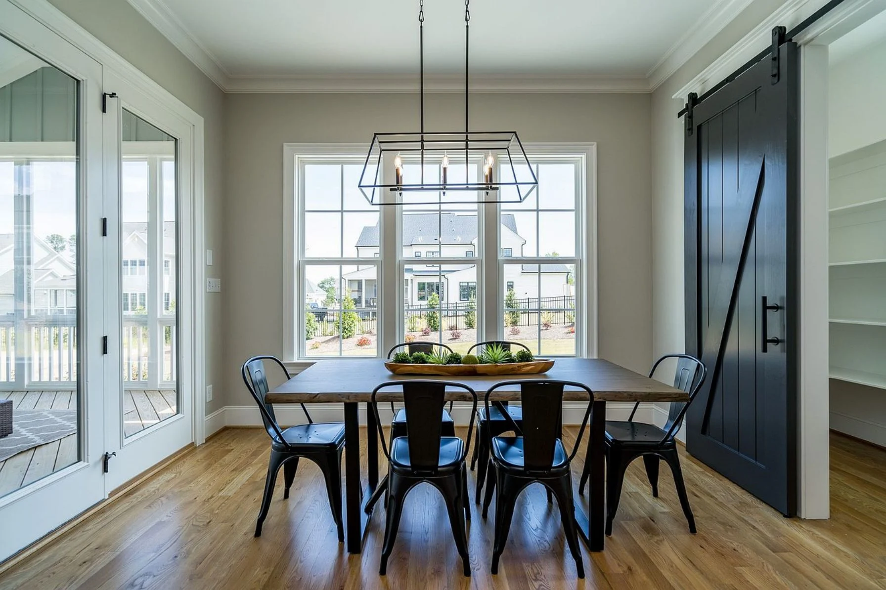 Gorgeous house Floor Plan with Craftsman Design