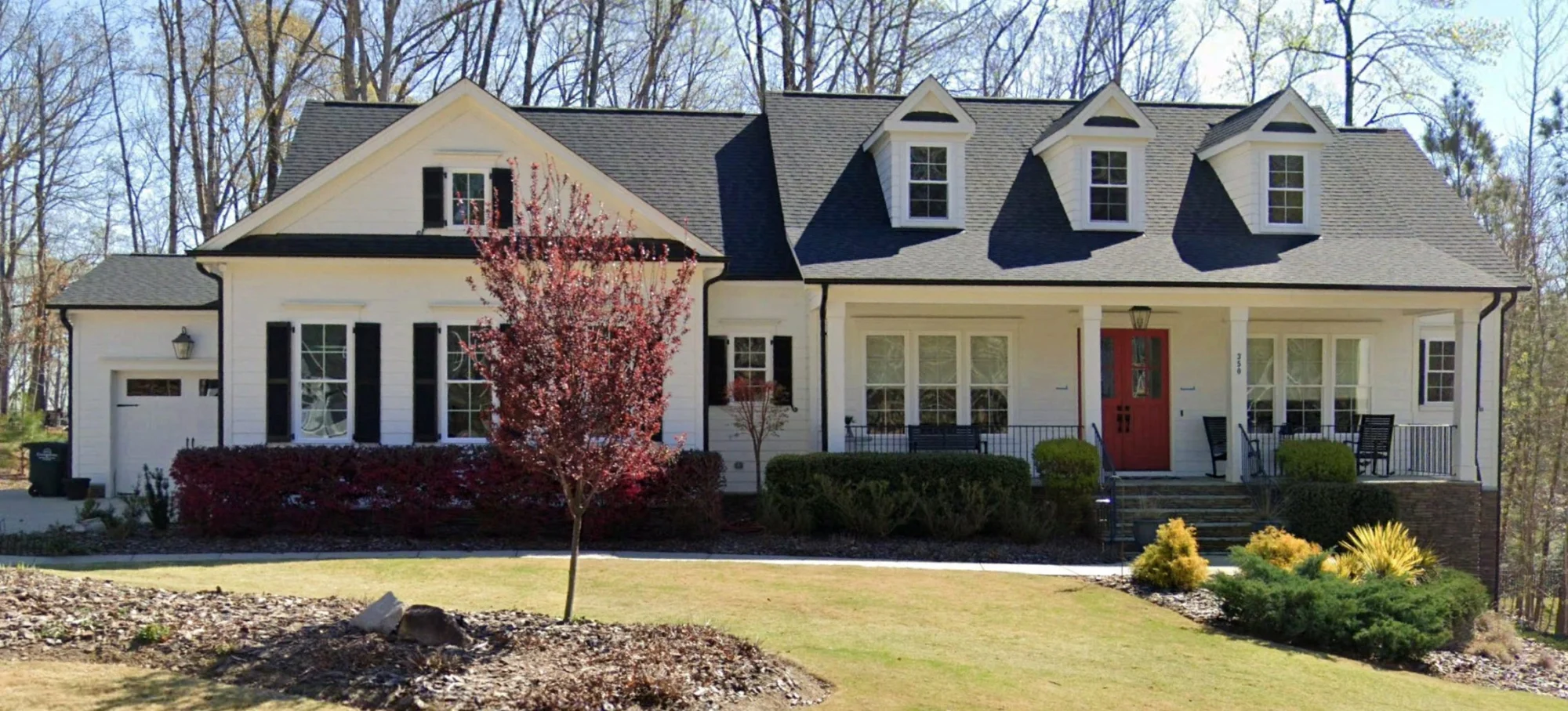 Modern Craftsman house Floor Plan with Detailed Architecture
