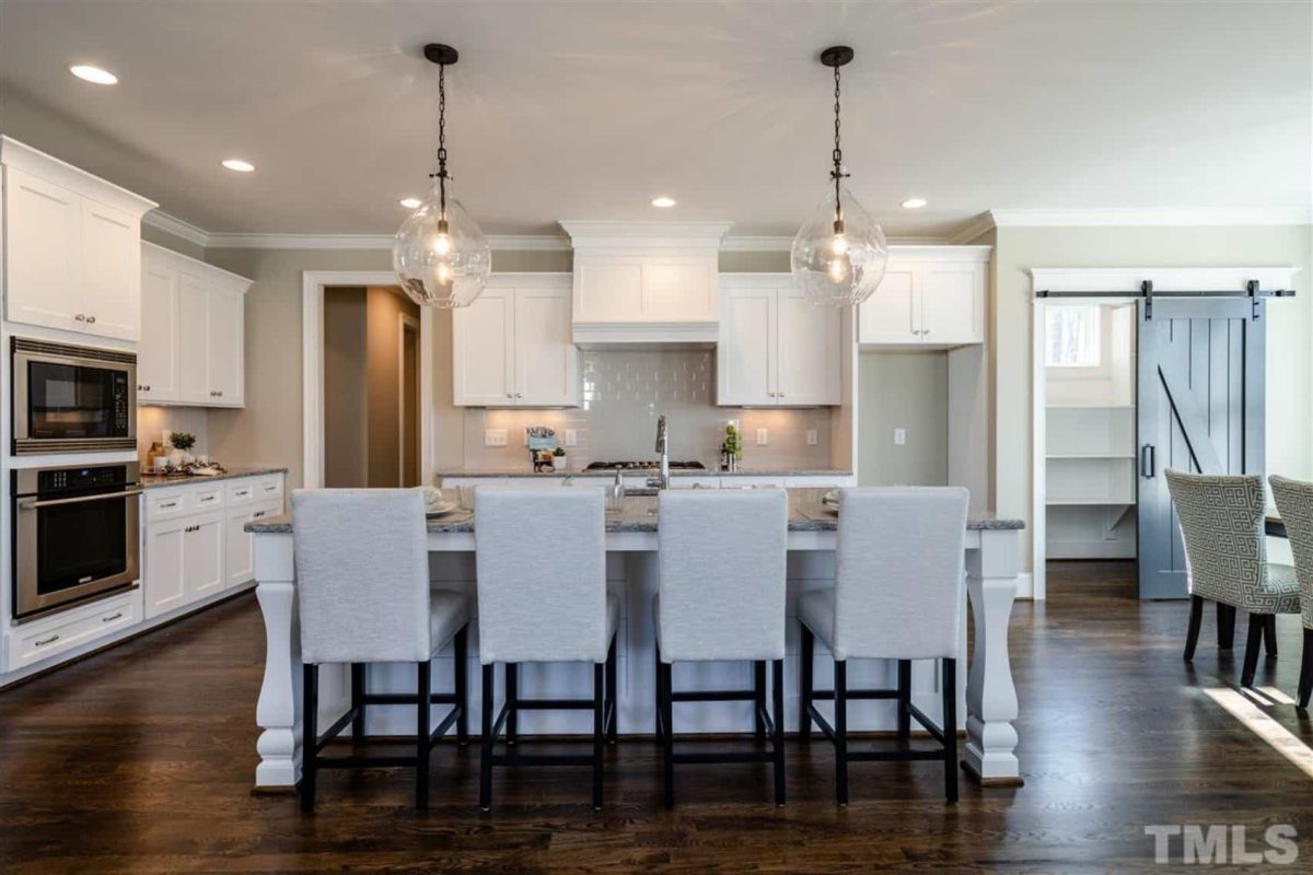 Beautiful 2-Story house Plan with CAD Blueprints & Designs