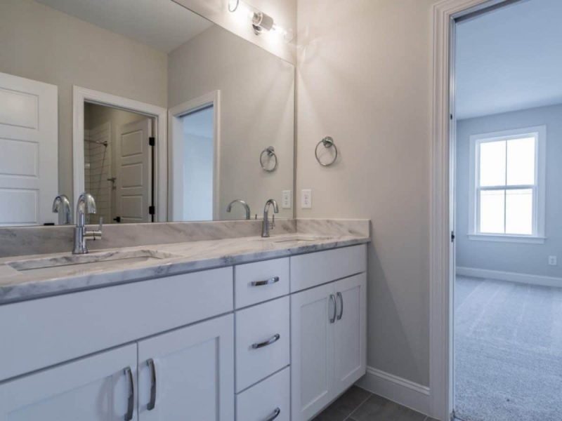 Modern Craftsman house Plan - 3, 978 Sq. Ft., 4 Beds, 2.5-Story