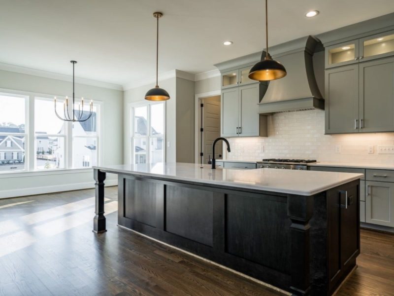 Modern Craftsman house Plan - 3, 978 Sq. Ft., 4 Beds, 2.5-Story