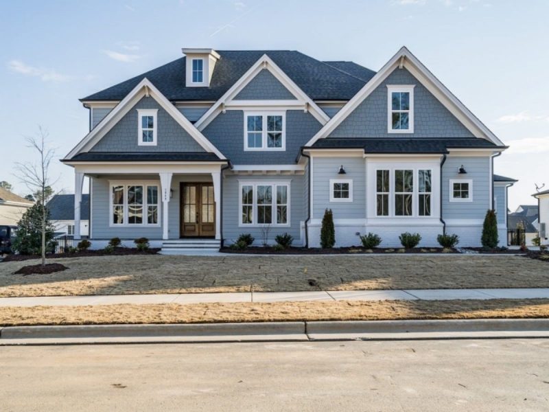 Modern Craftsman house Plan - 3, 978 Sq. Ft., 4 Beds, 2.5-Story