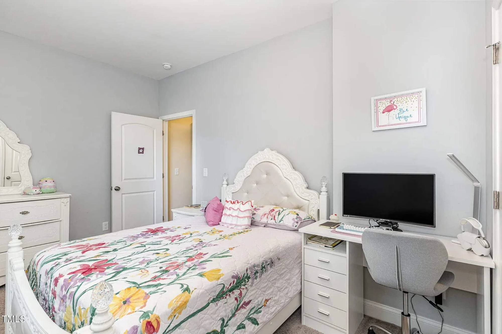 Beautiful Traditional house Plan with CAD Architecture Designs