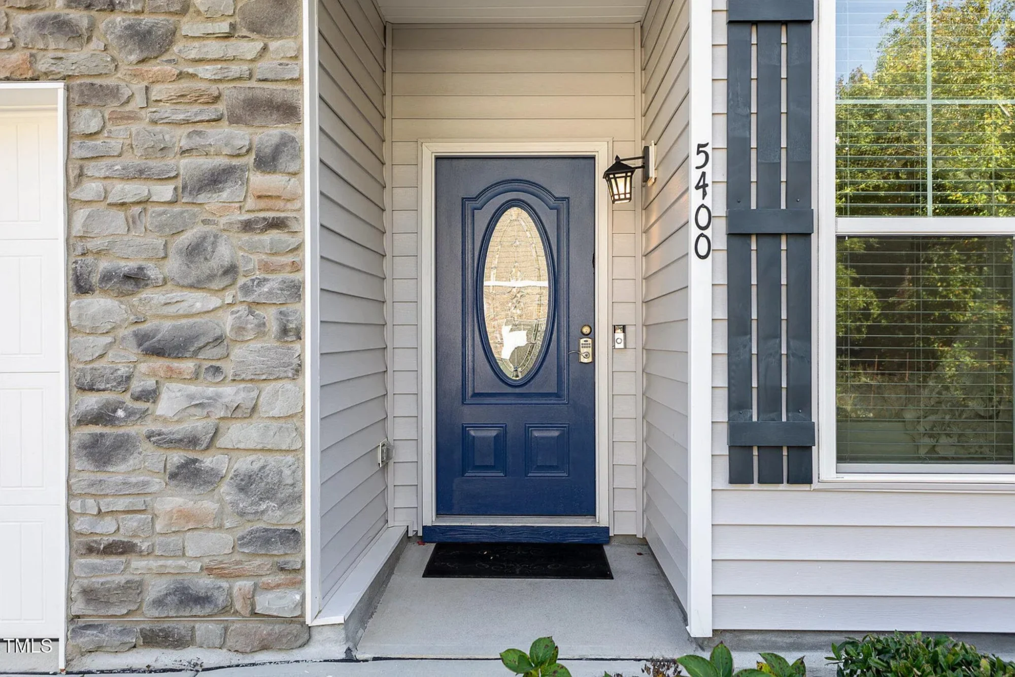 Beautiful Traditional house Plan with CAD Architecture Designs