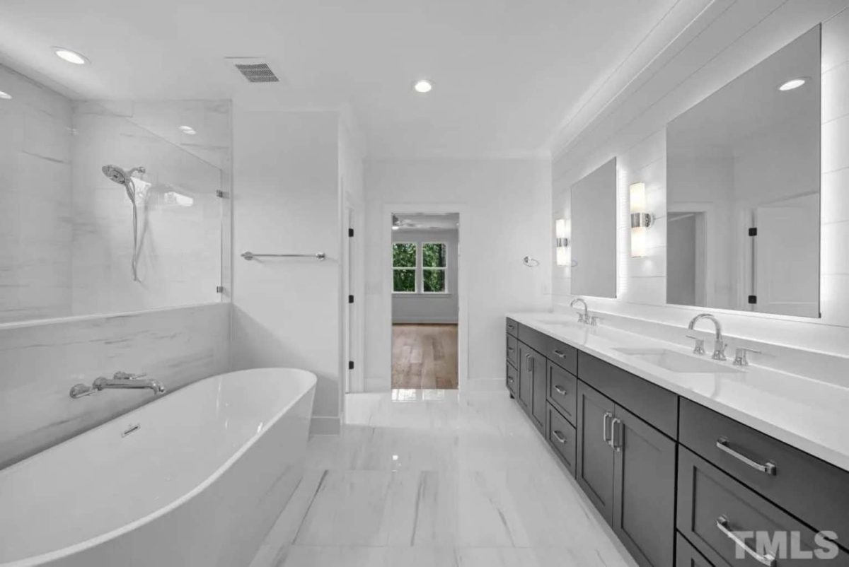 Spacious Traditional house Plan with Detailed Floor Designs