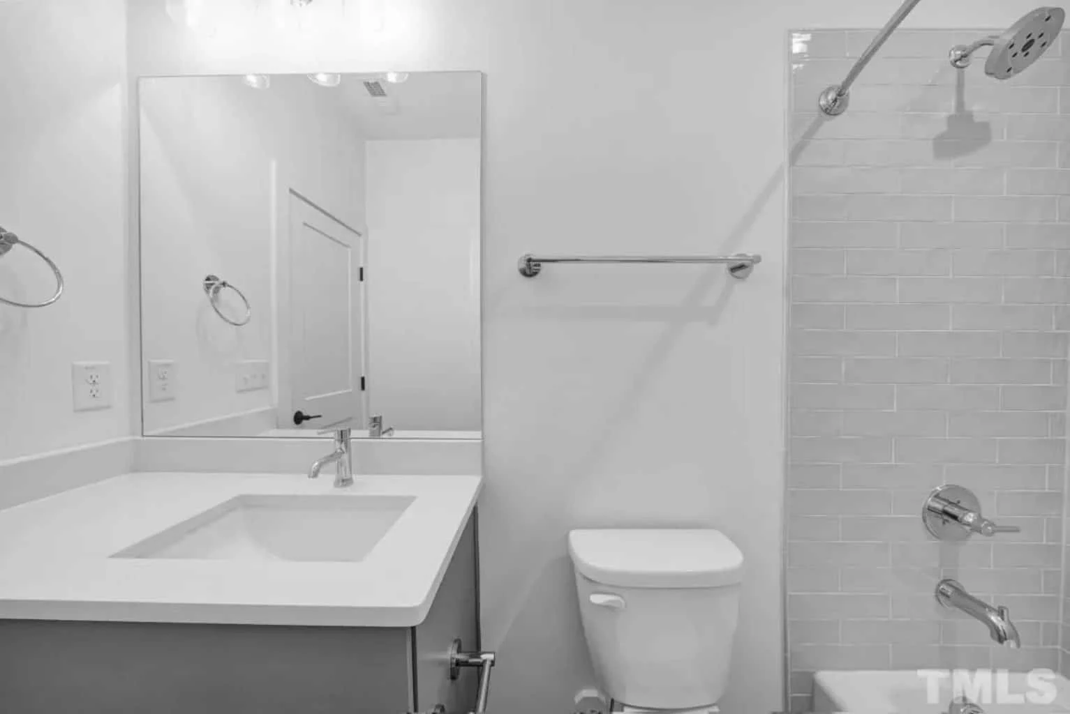 20-1846B HOUSE PLAN - Spacious Traditional House Plan with Detailed Floor Designs 17 Spacious Traditional house Plan with Detailed Floor Designs