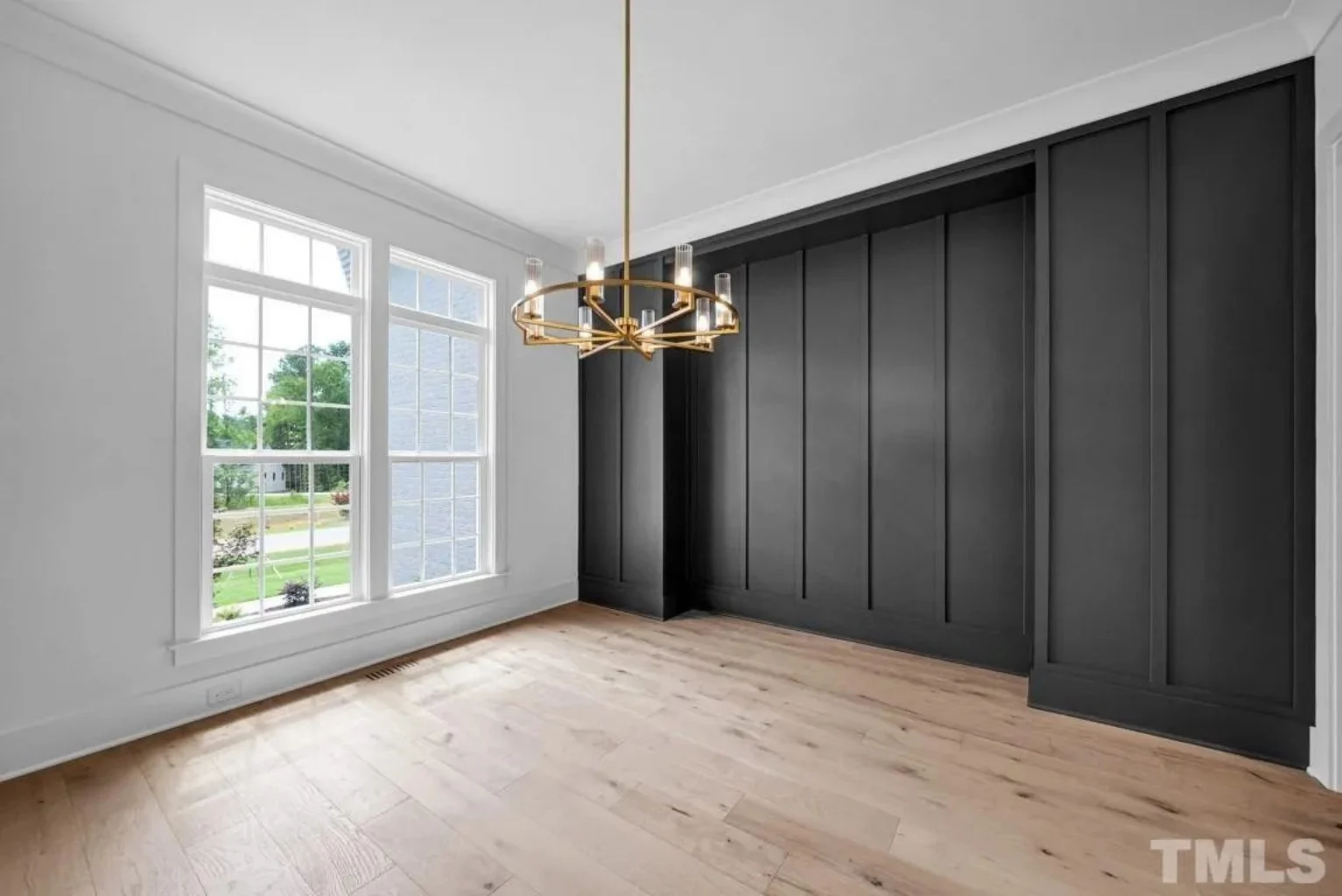 20-1846B HOUSE PLAN - Spacious Traditional House Plan with Detailed Floor Designs 12 Spacious Traditional house Plan with Detailed Floor Designs