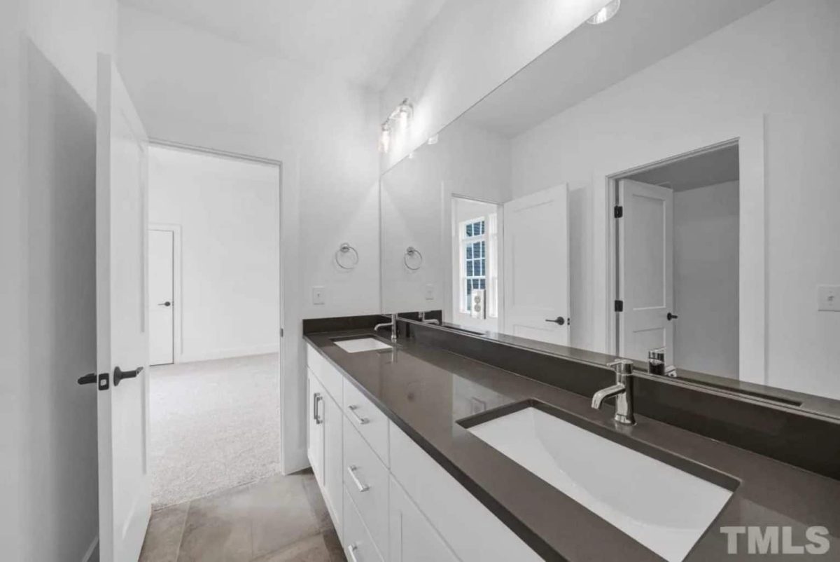 Spacious Traditional house Plan with Detailed Floor Designs