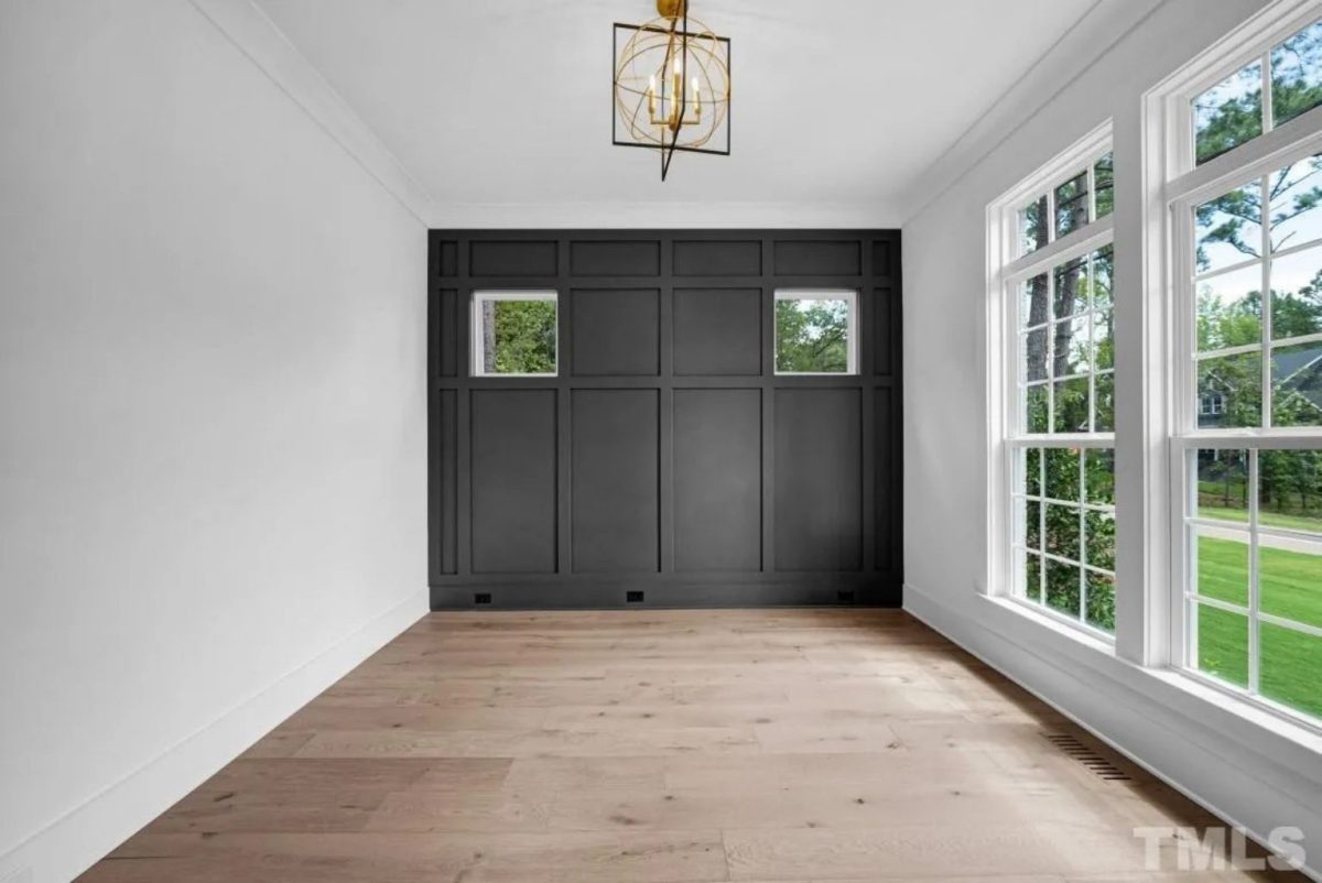 Spacious Traditional house Plan with Detailed Floor Designs