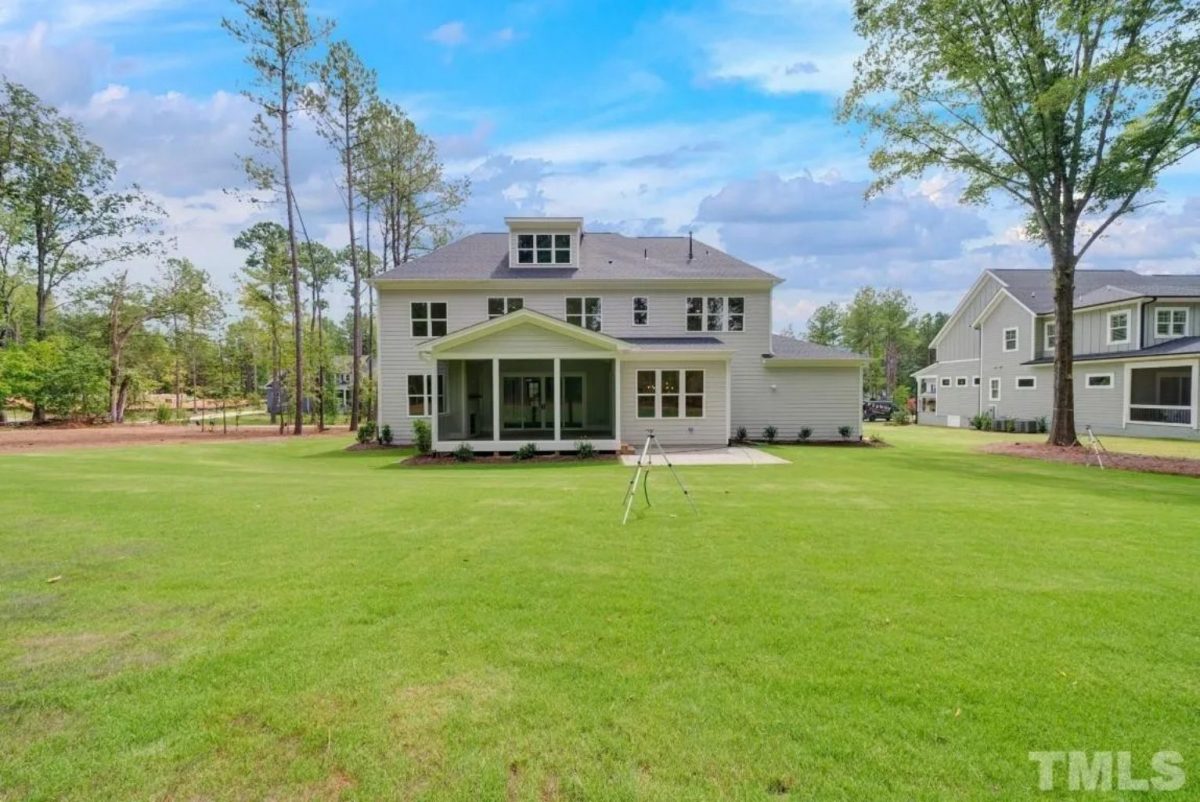 Spacious Traditional house Plan with Detailed Floor Designs