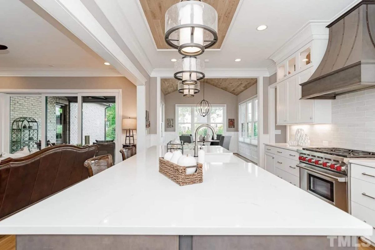 Luxury 5-Bedroom Transitional house Plan with Detailed Blueprint