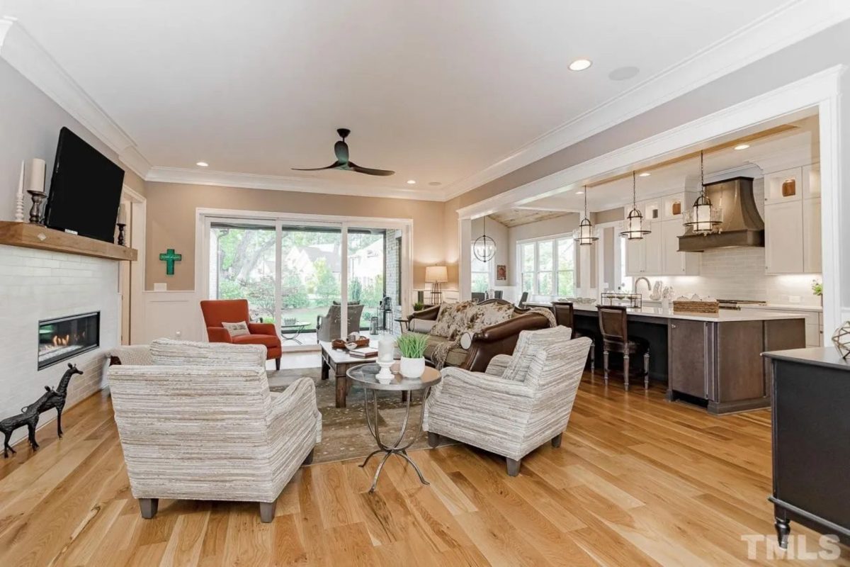 Luxury 5-Bedroom Transitional house Plan with Detailed Blueprint