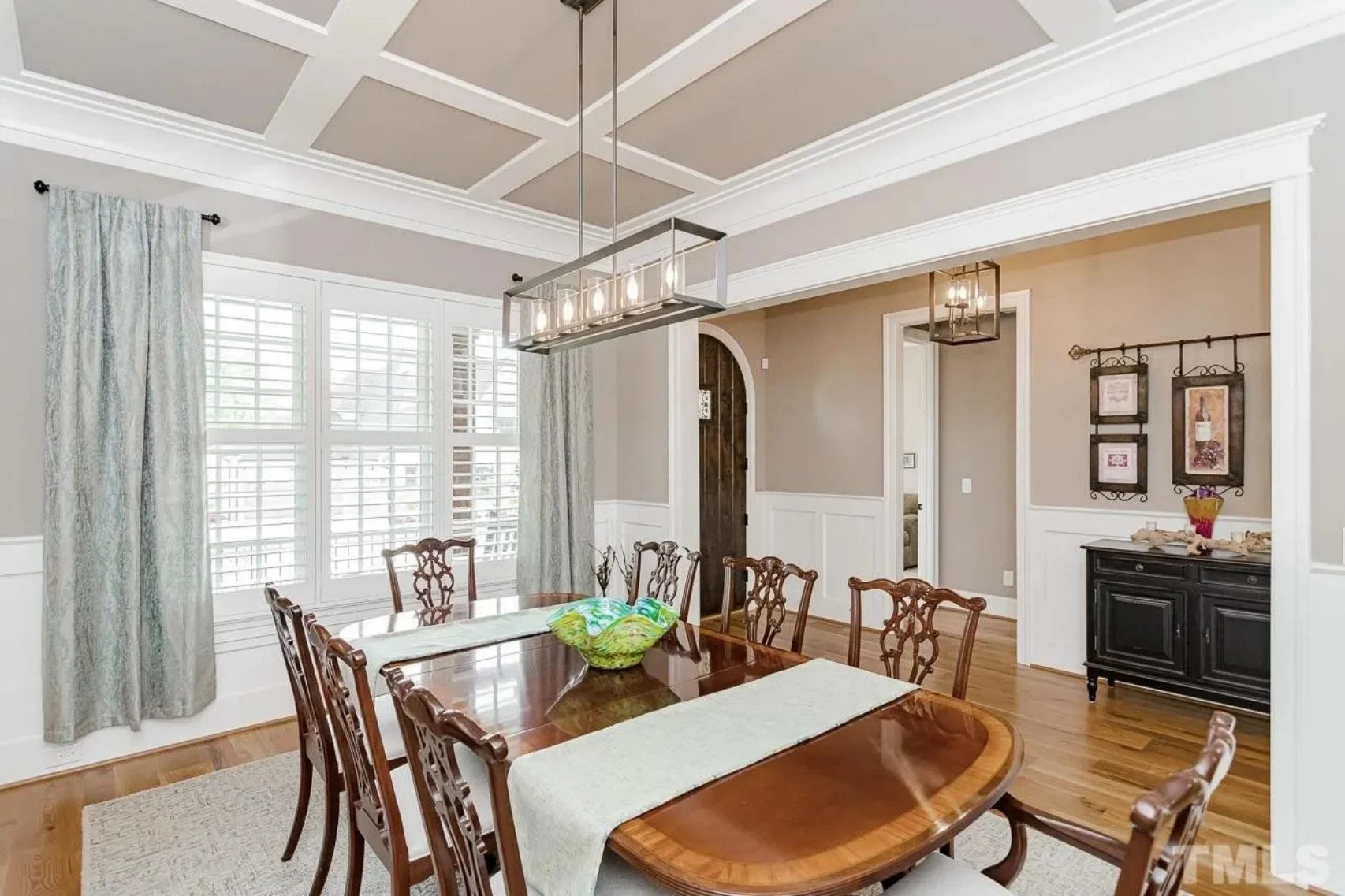 Luxury 5-Bedroom Transitional house Plan with Detailed Blueprint