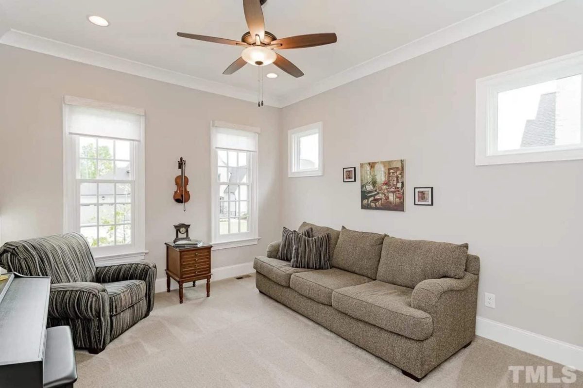 Luxury 5-Bedroom Transitional house Plan with Detailed Blueprint