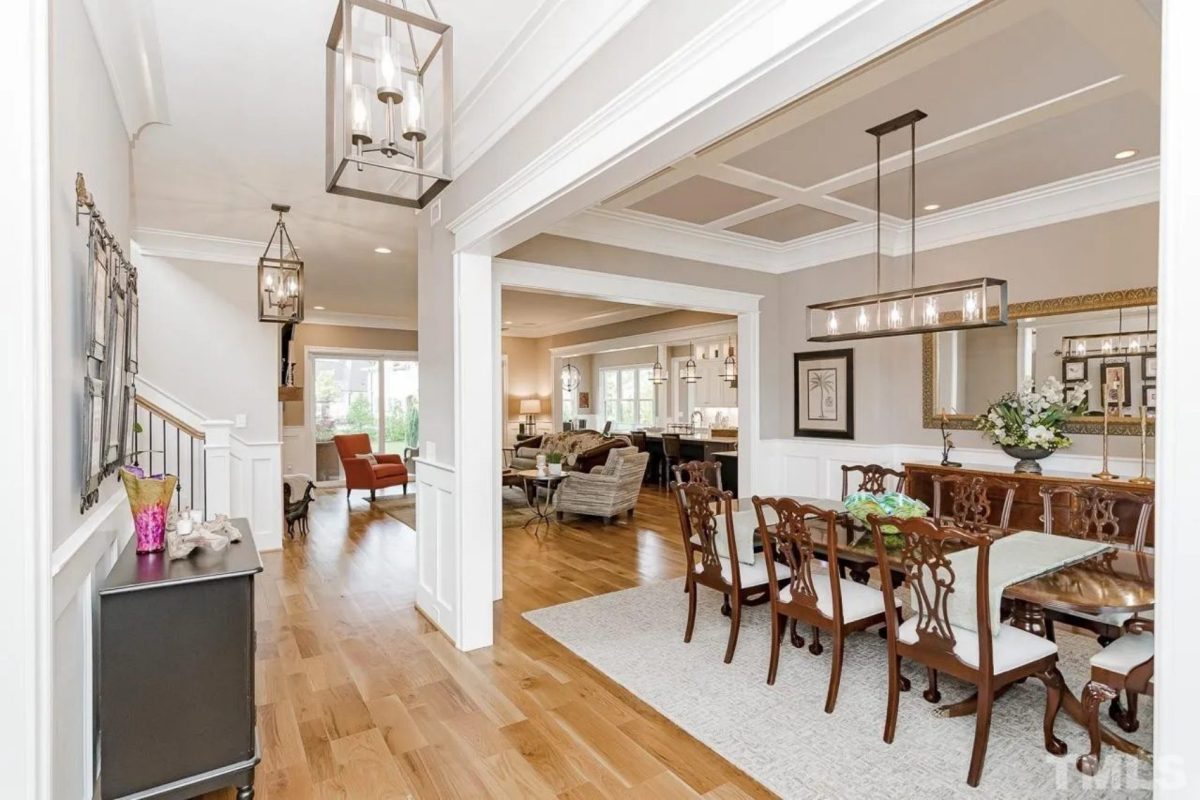 Luxury 5-Bedroom Transitional house Plan with Detailed Blueprint