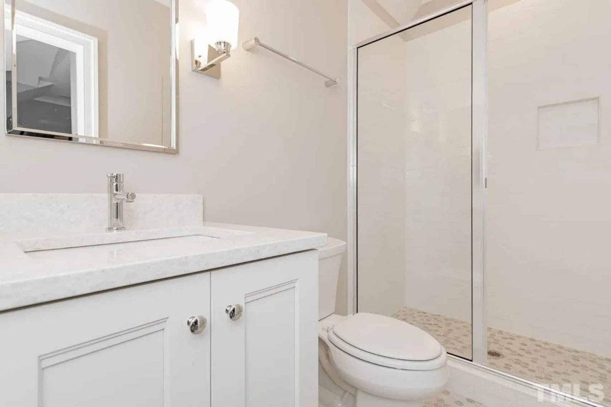 Luxury 5-Bedroom Transitional house Plan with Detailed Blueprint