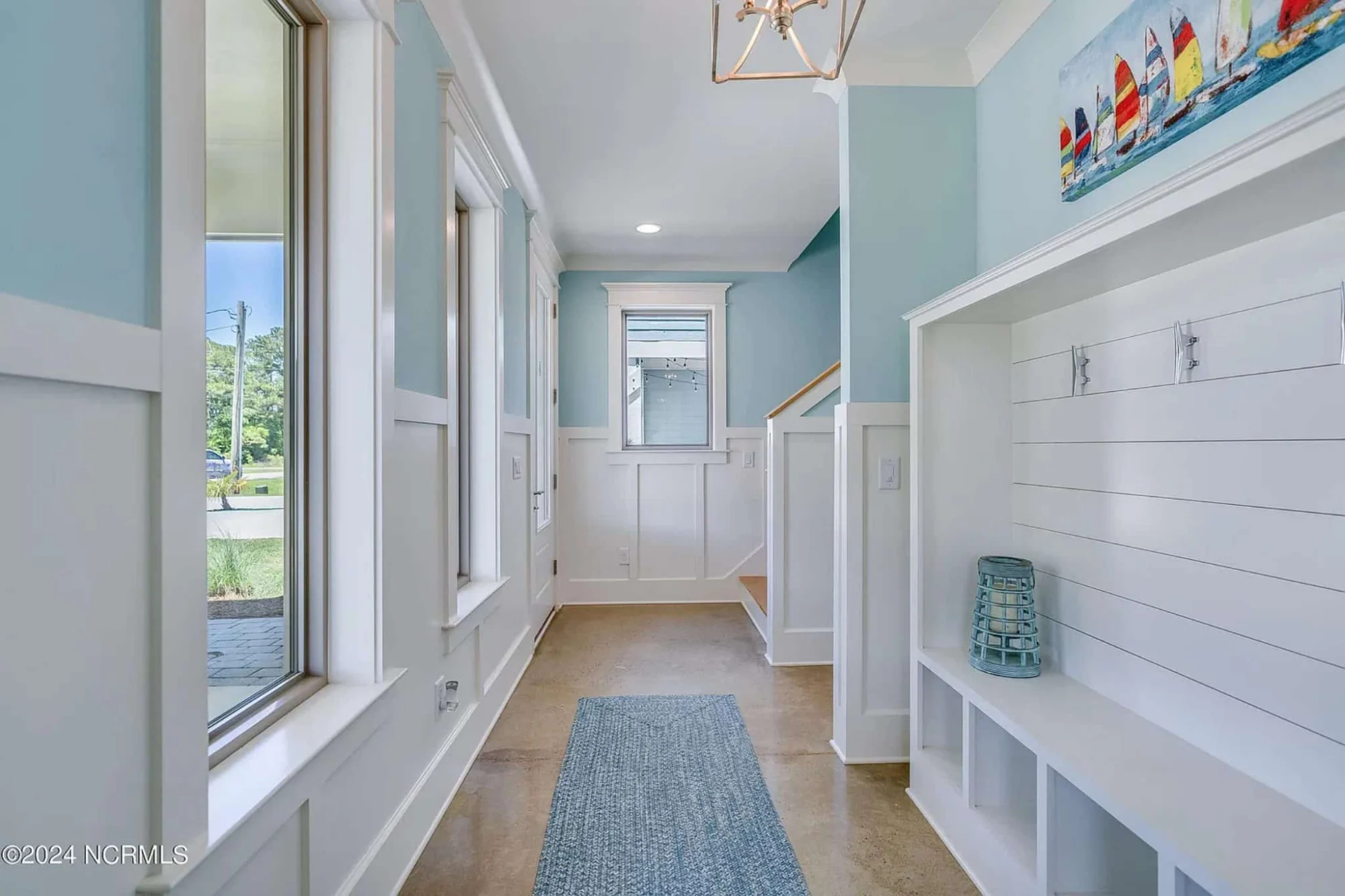 Stunning Coastal house Plan with Modern Features and Blueprint Designs