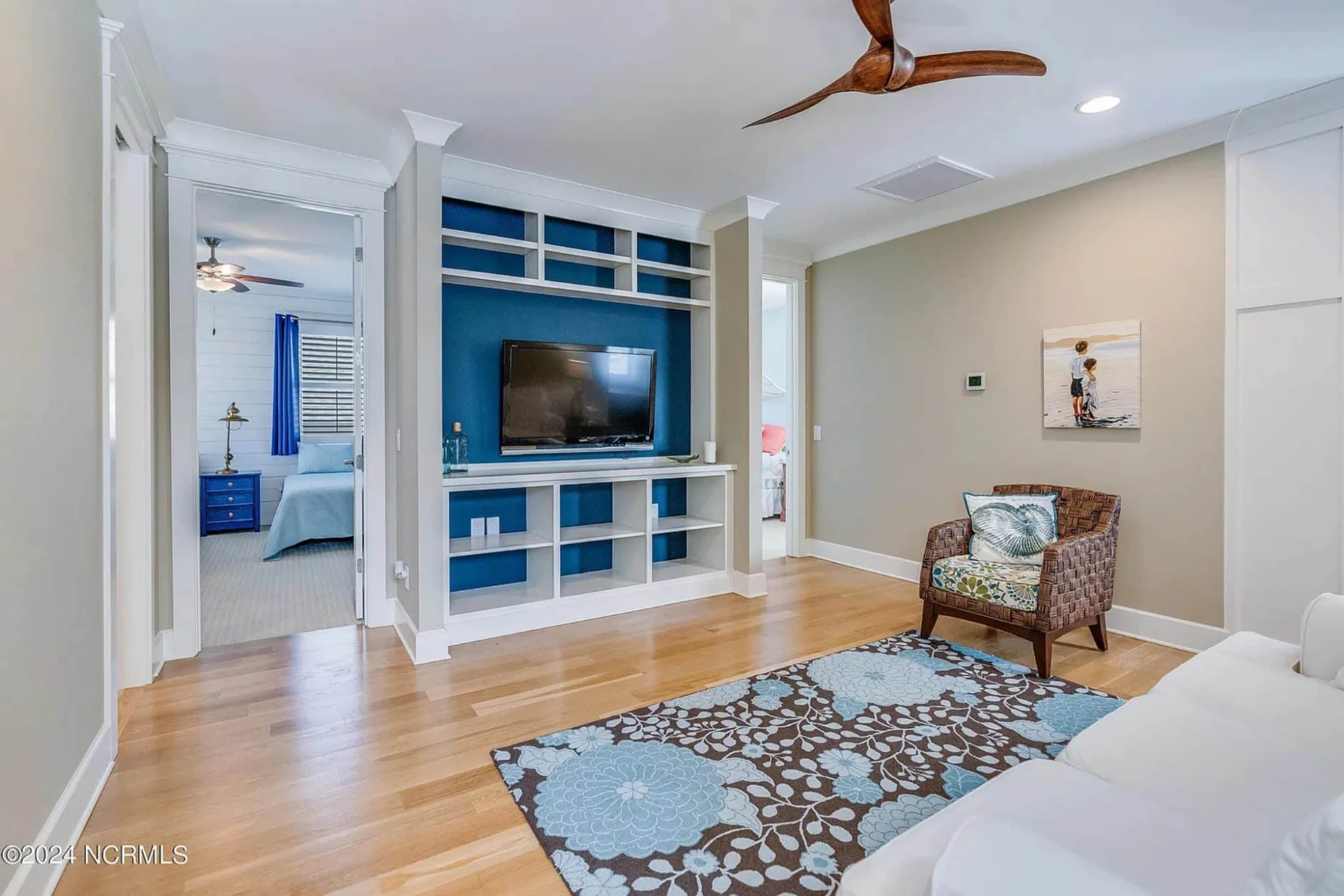 Stunning Coastal house Plan with Modern Features and Blueprint Designs