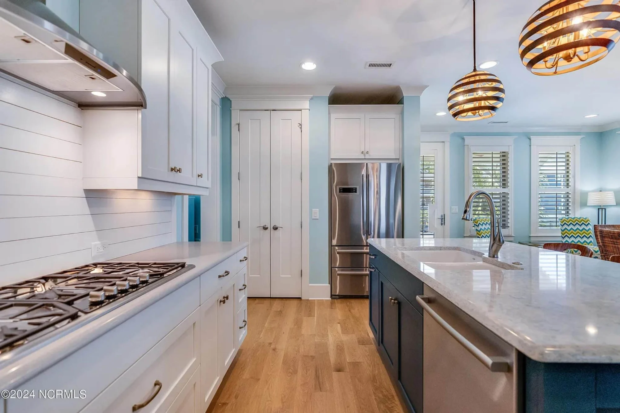 Stunning Coastal house Plan with Modern Features and Blueprint Designs