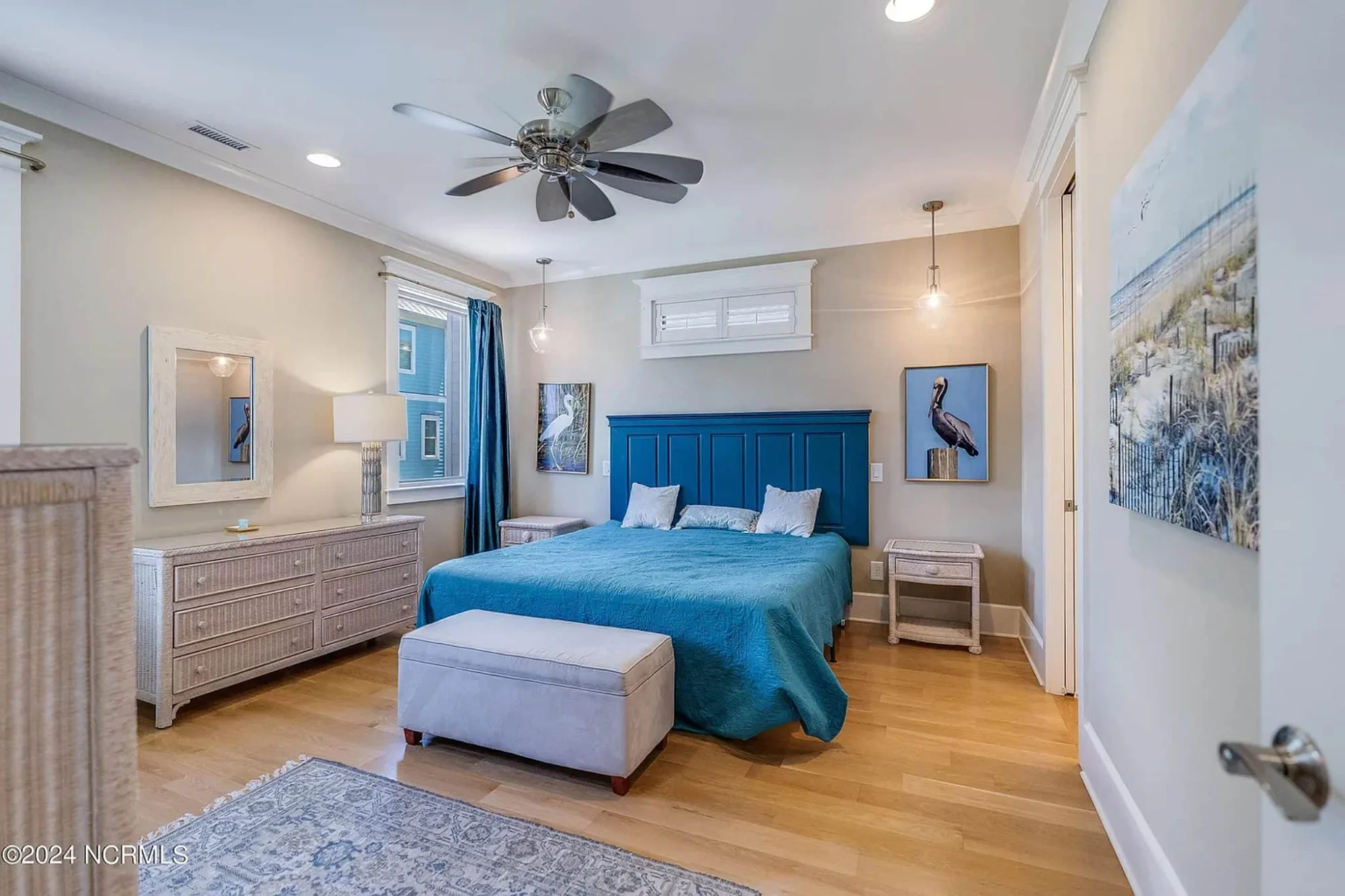 Stunning Coastal house Plan with Modern Features and Blueprint Designs