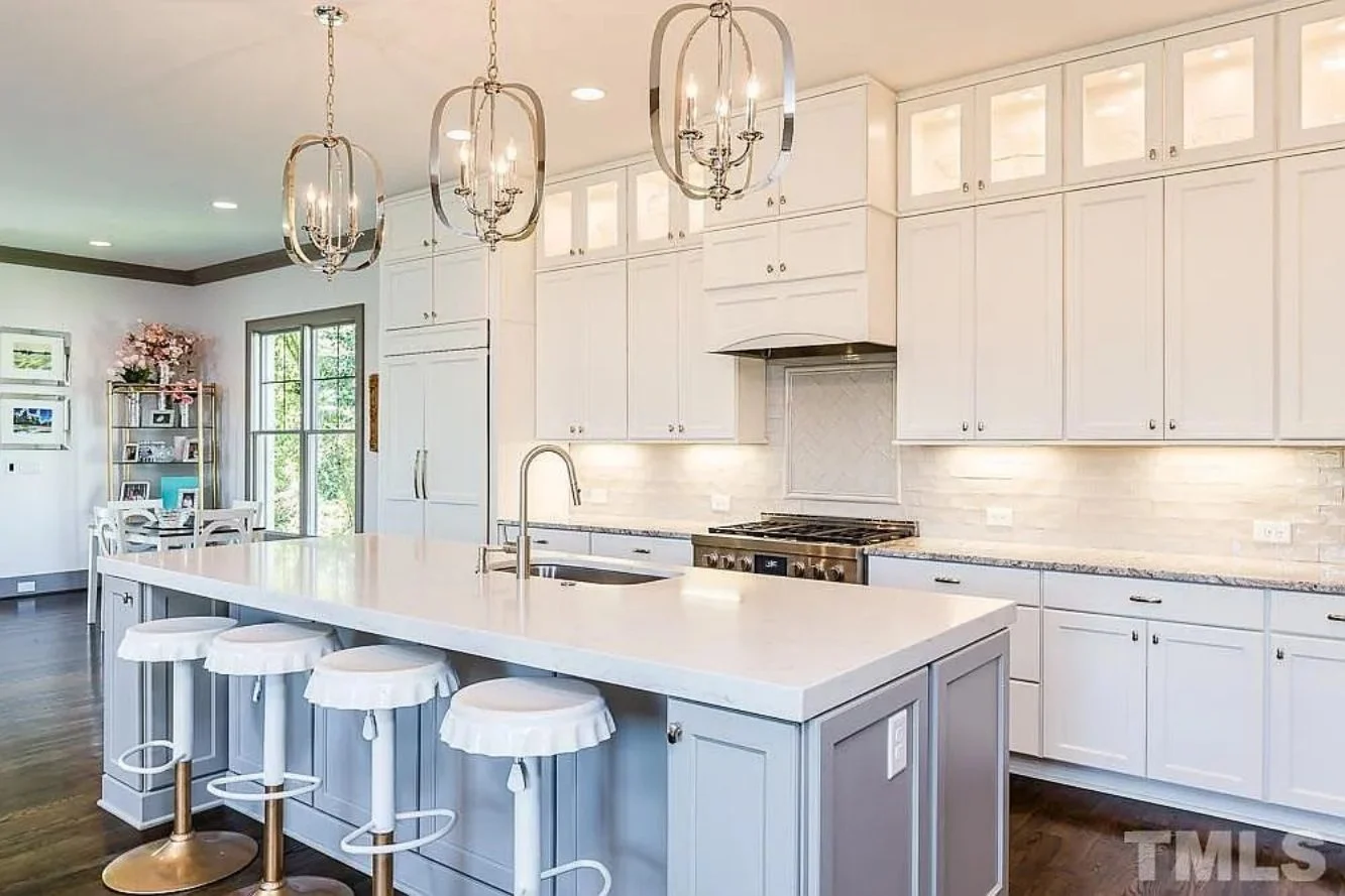 16-1285 HOUSE PLAN - Charleston-Inspired House Plan with Detailed Floor Designs 16 Charleston-Inspired house Plan with Detailed Floor Designs