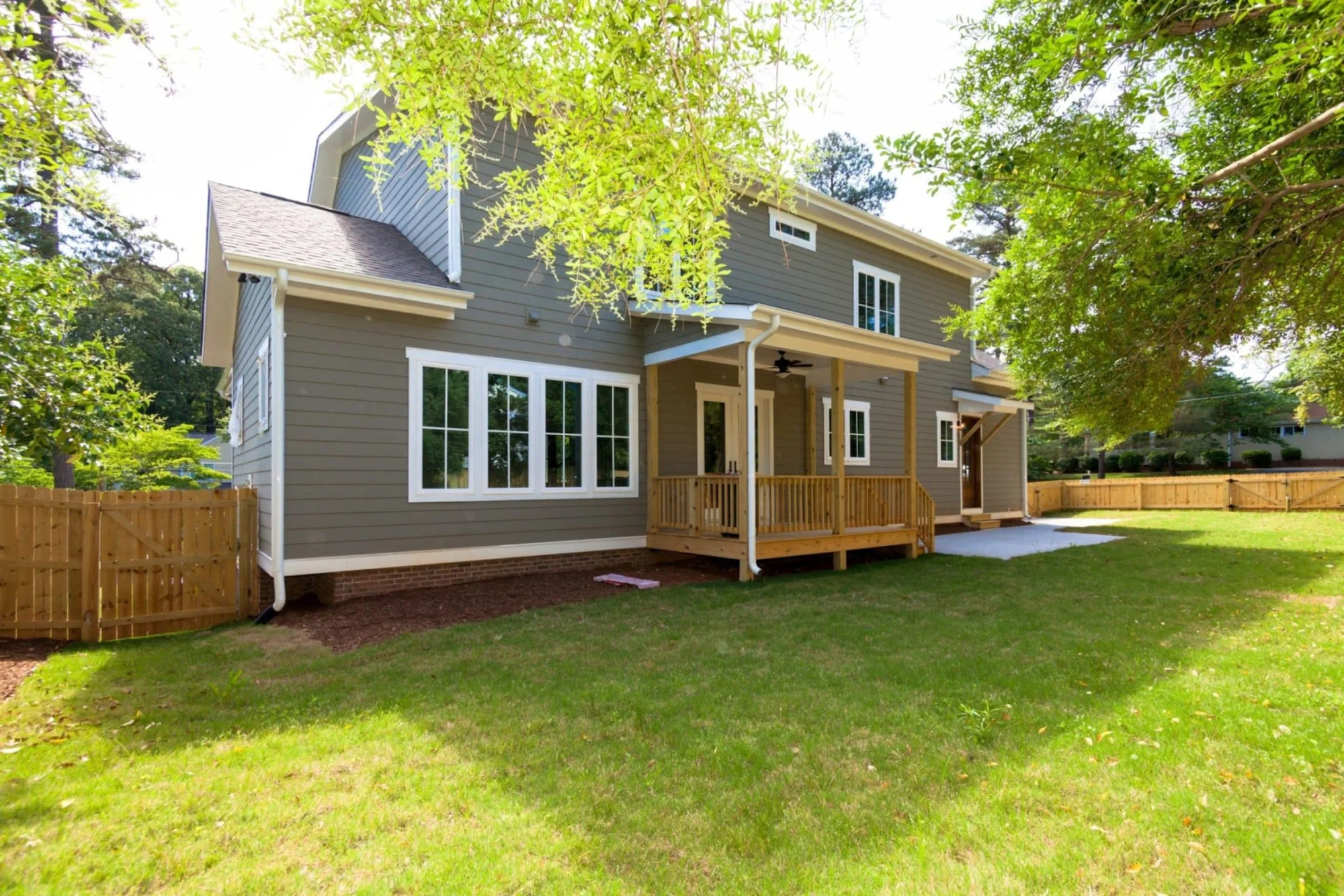 Modern house Plan with 2 Floors, CAD Blueprint & 5 Bedrooms