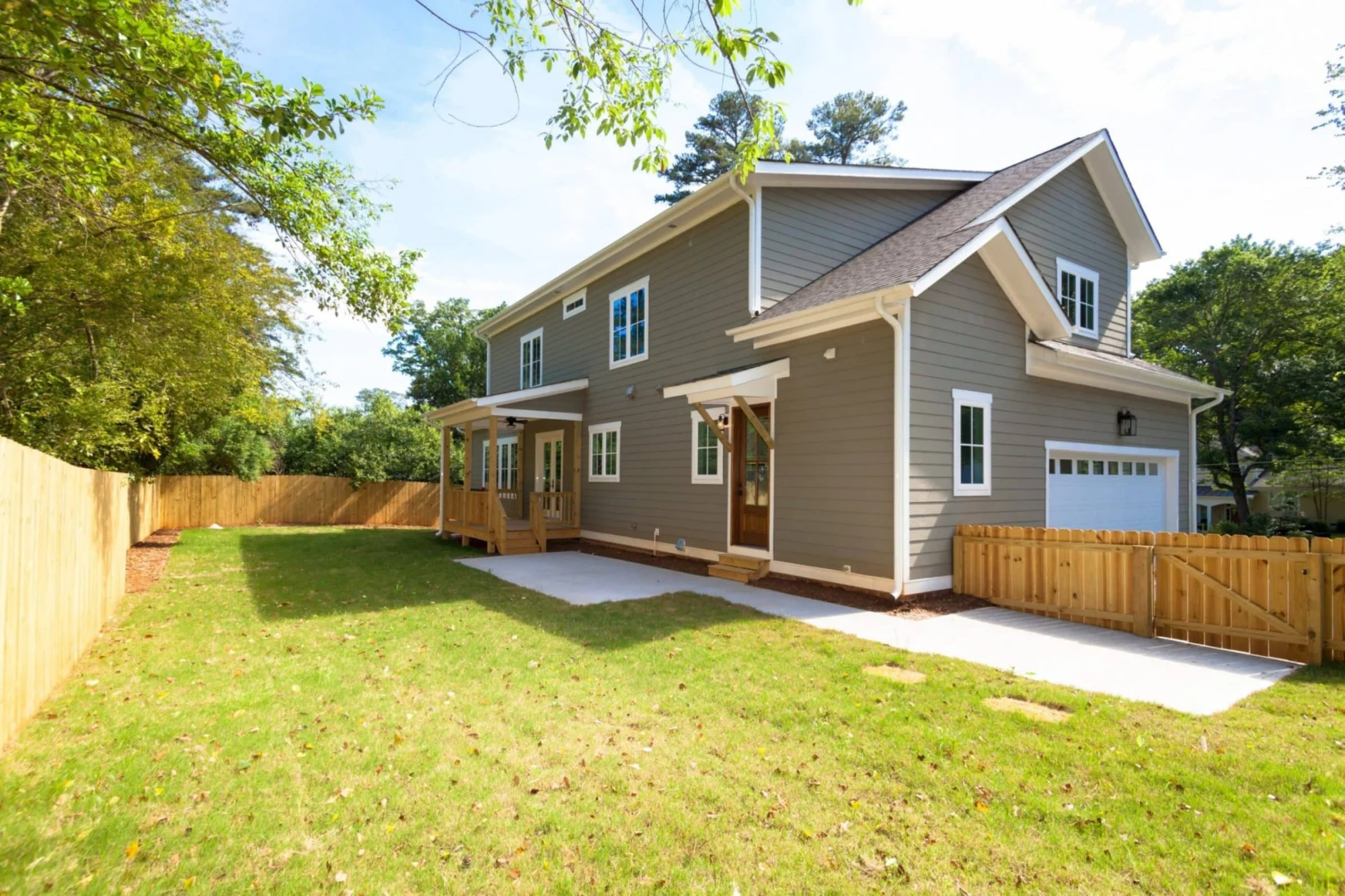 Modern house Plan with 2 Floors, CAD Blueprint & 5 Bedrooms