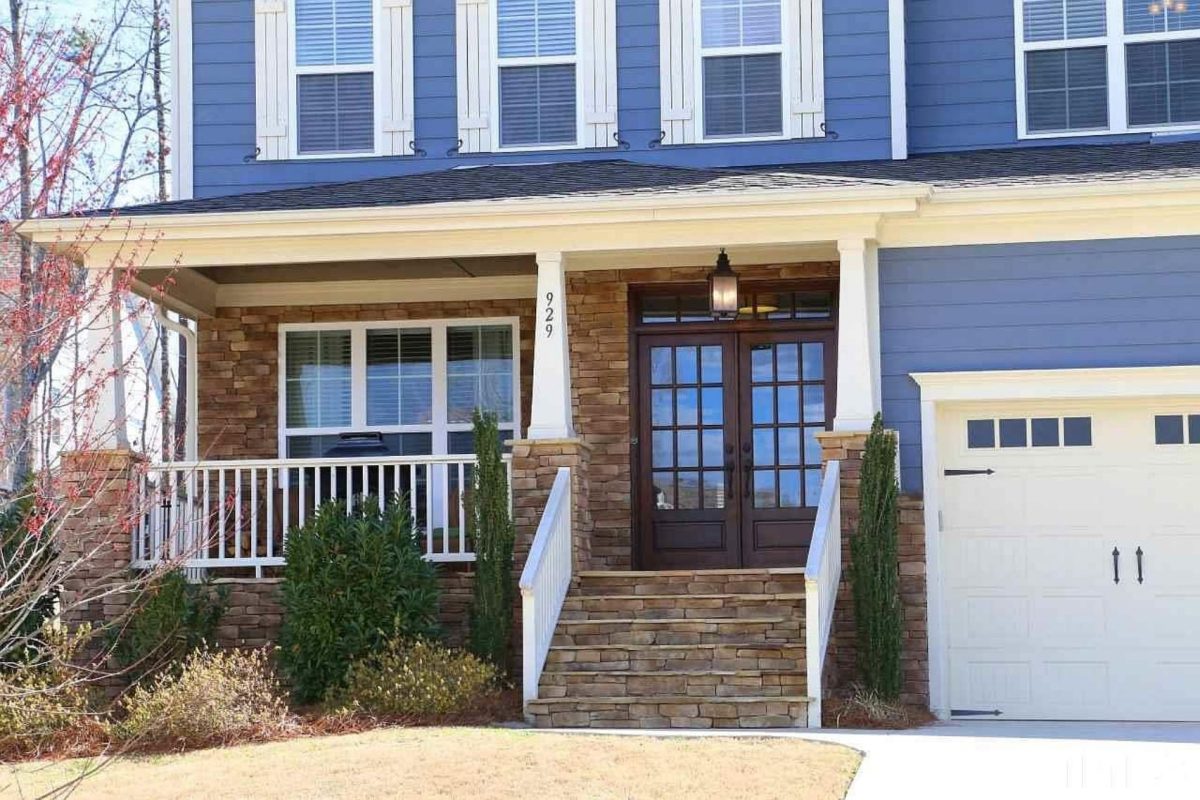 Functional 5-Bedroom CAD house Plan With Bonus Features