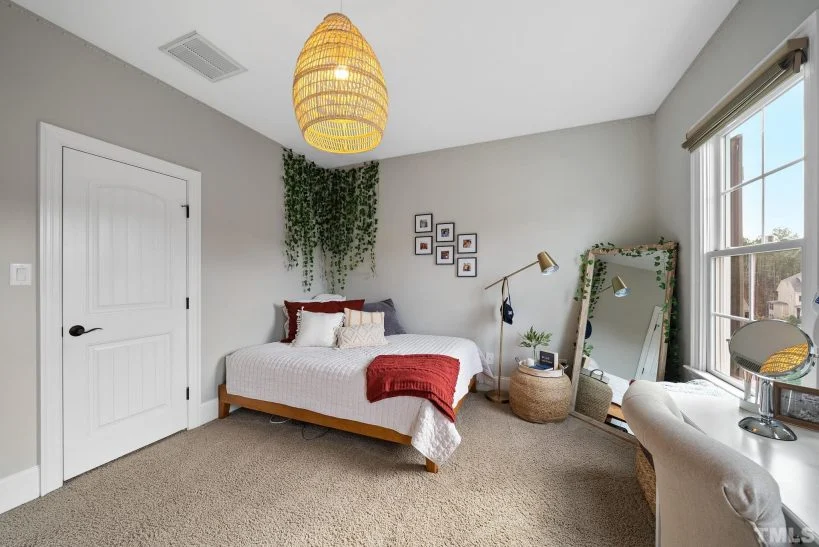 12-2629 HOUSE PLAN - Spacious Craftsman House Plan with 3 Floors and 5 Bedrooms 28 Spacious Craftsman house Plan with 3 Floors and 5 Bedrooms