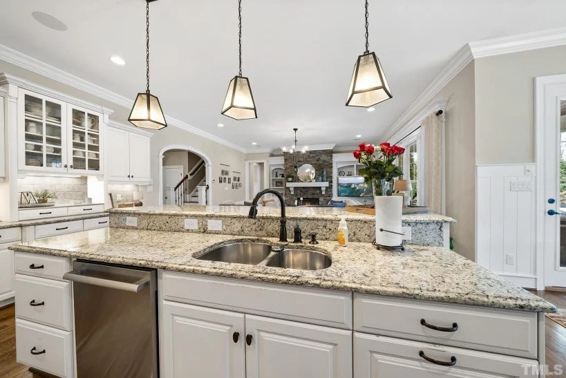 12-2629 HOUSE PLAN - Spacious Craftsman House Plan with 3 Floors and 5 Bedrooms 16 Spacious Craftsman house Plan with 3 Floors and 5 Bedrooms