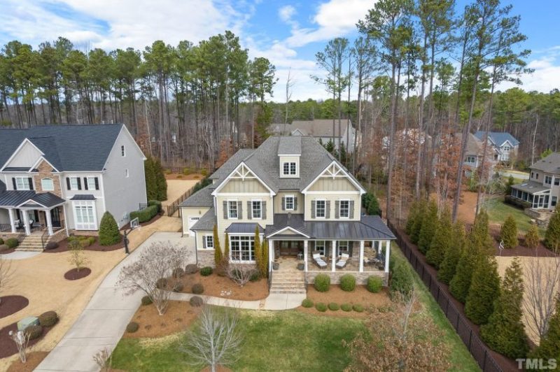 Spacious Craftsman house Plan with 3 Floors and 5 Bedrooms