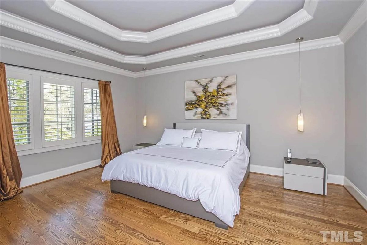 Luxury 3-Story house Plan with 5 Beds, 5.5 Baths & Pool