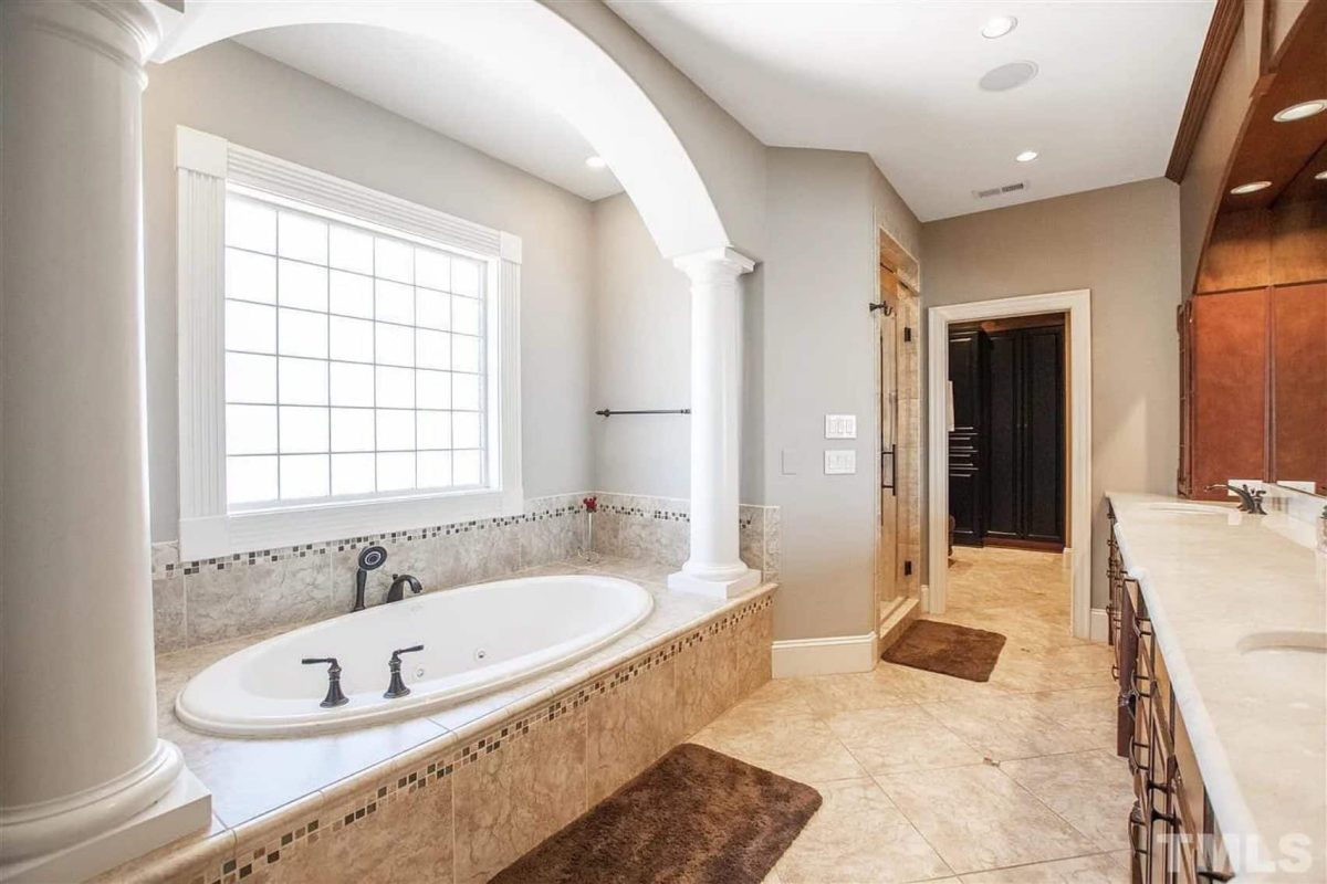 Luxury 3-Story house Plan with 5 Beds, 5.5 Baths & Pool