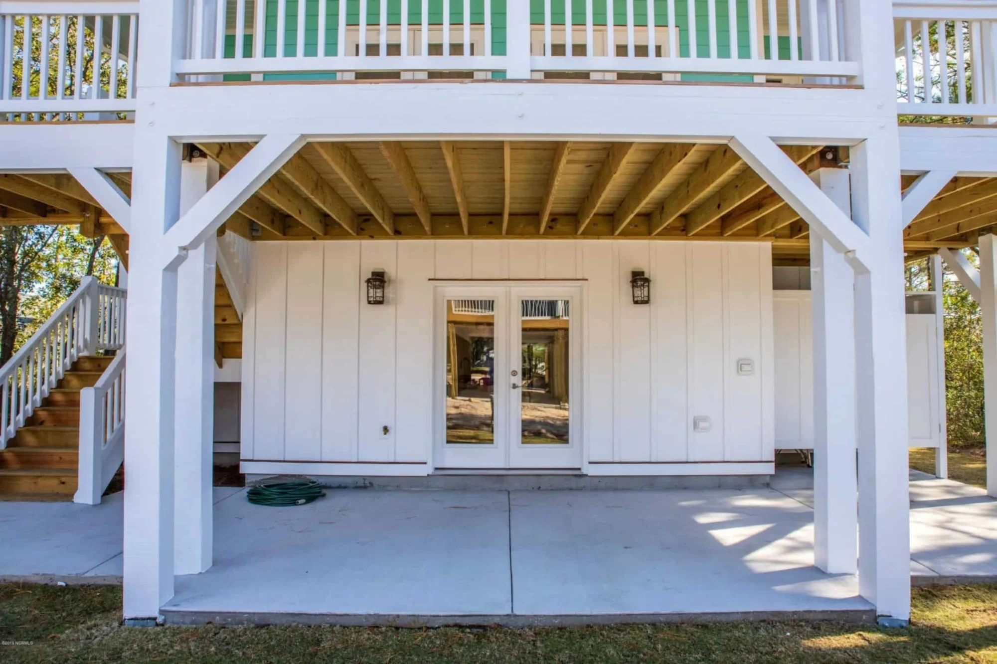 Modern Coastal house Plan with Spacious Layout and Detailed CAD Designs